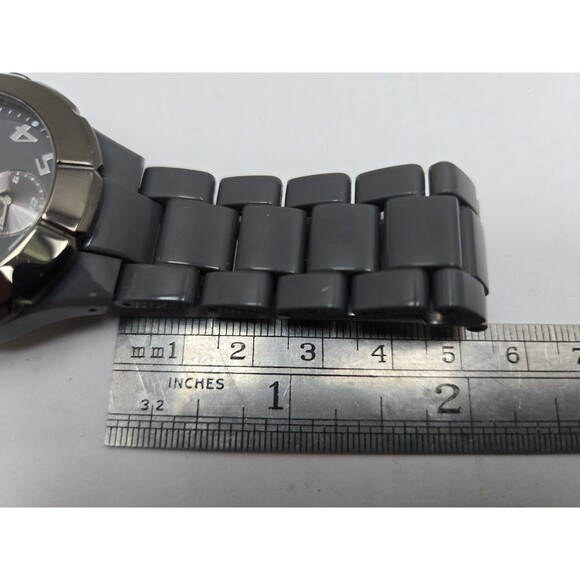Guess Gray WaterPro 50M Day Date 41mm Quartz Watch U10070G1 New Battery main image 11
